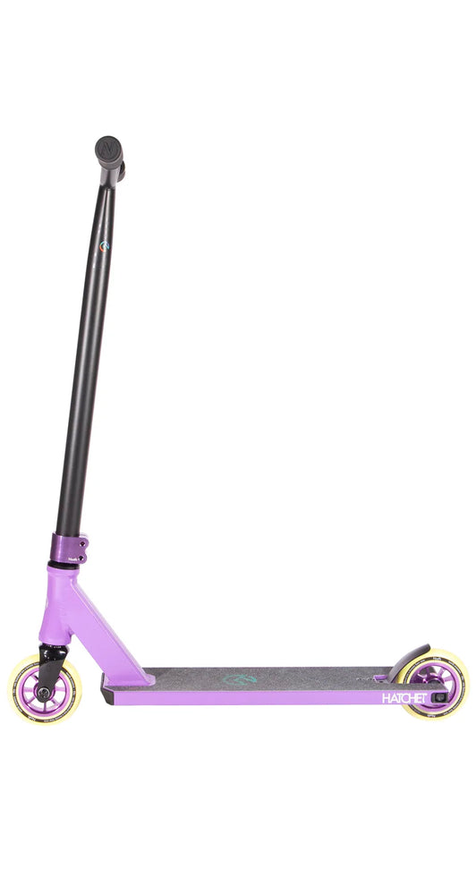 
                  
                    Load image into Gallery viewer, North Hatchet Complete Scooter
                  
                